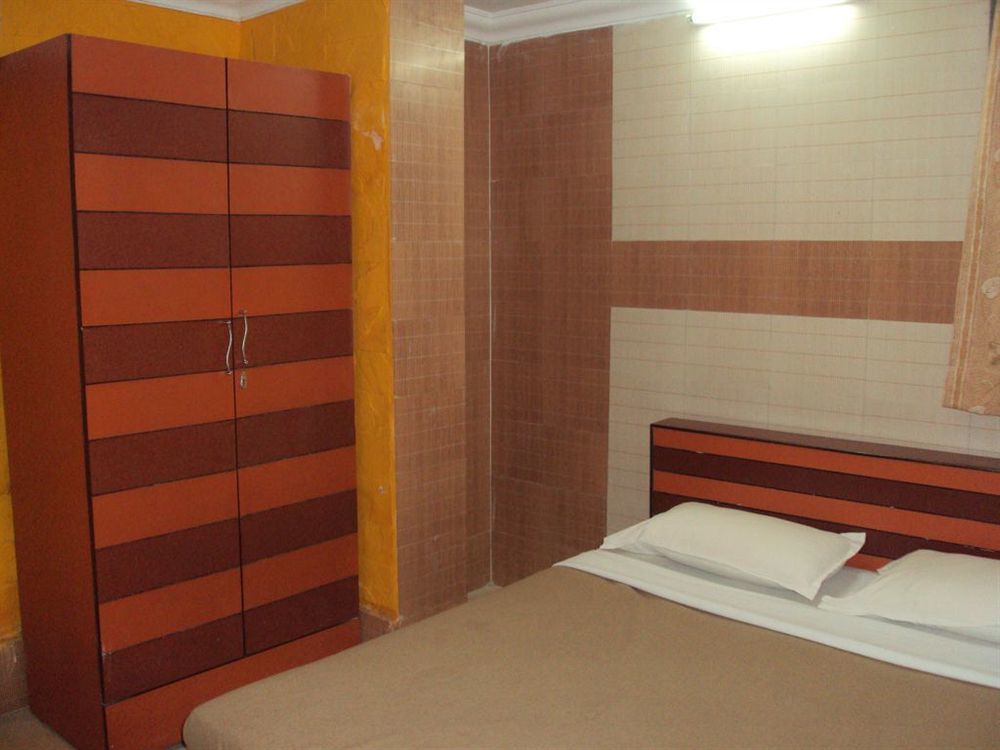 Hotel Sea Sands Mumbai Exterior photo
