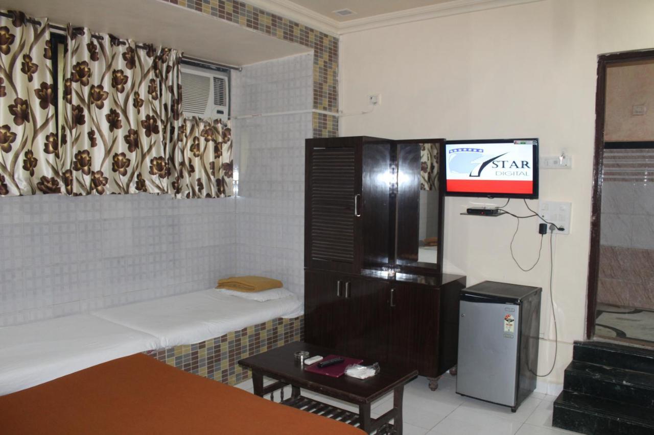 Hotel Sea Sands Mumbai Exterior photo
