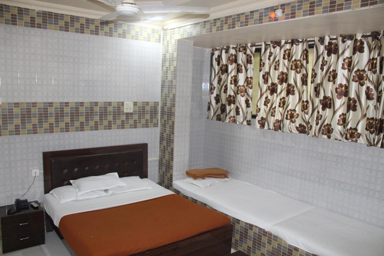 Hotel Sea Sands Mumbai Exterior photo